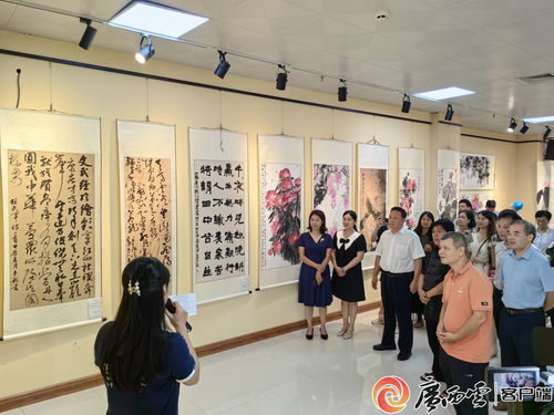 翰墨飄香展風采 文化鑄魂聚合力——南寧市首屆職工文化藝術節職工書畫展成功舉辦